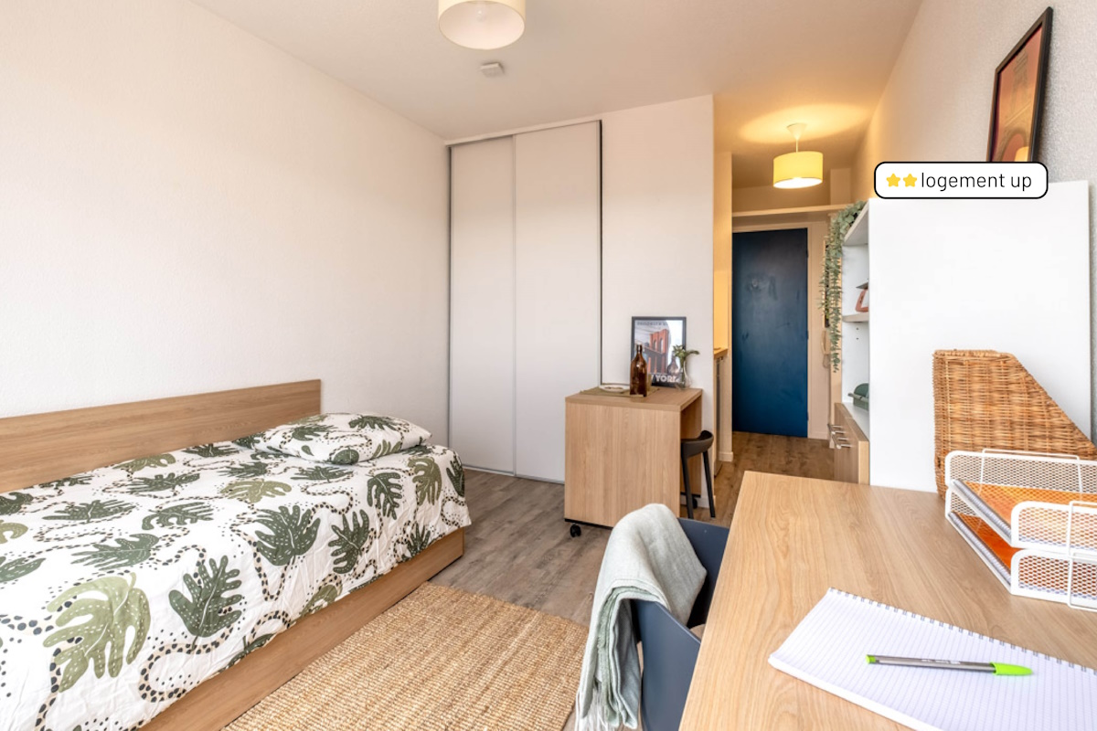 Apartment 1 pièces · 17.00 m² à BORDEAUX